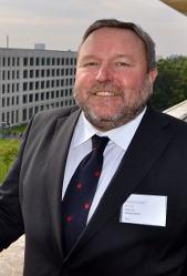 Prof. Roland Hardt