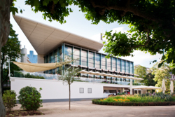 Glashaus Main Nizza in Frankfurt