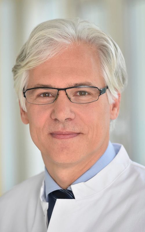 Professor Jürgen M. Bauer 